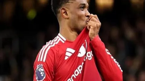 “聚焦 ｜ 乒乓球新星林诗栋夺冠，成为最年轻世界冠军，为国乒注入活力——北青报道”